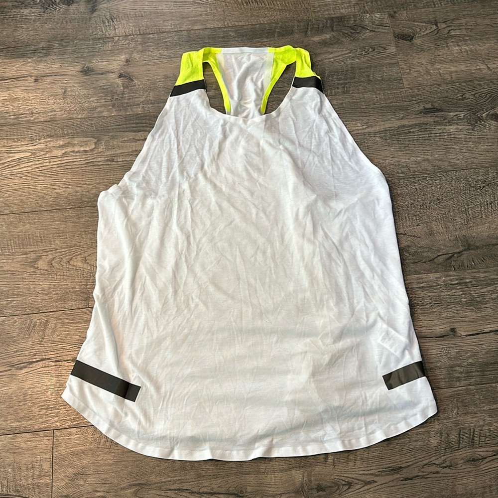 Brooks running reflective tank top